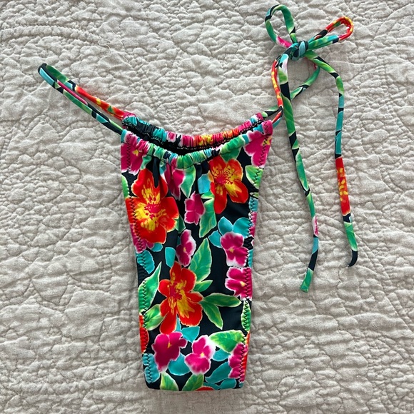 SOLD • HEAVY MANNERS ‘BLUE LAGOON’ SET - Picture 9 of 14